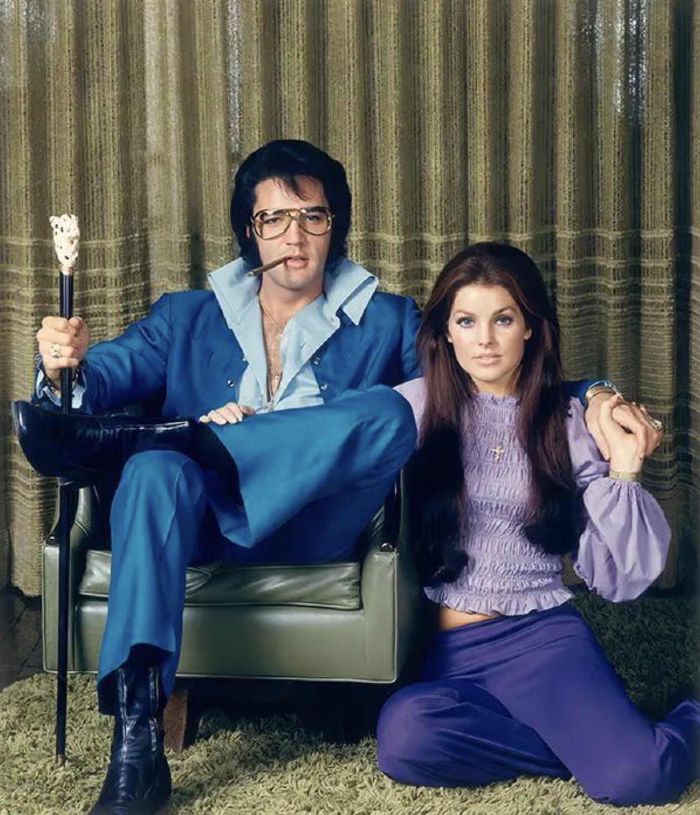 Elvis Presley with his wife Priscilla, 1973. 